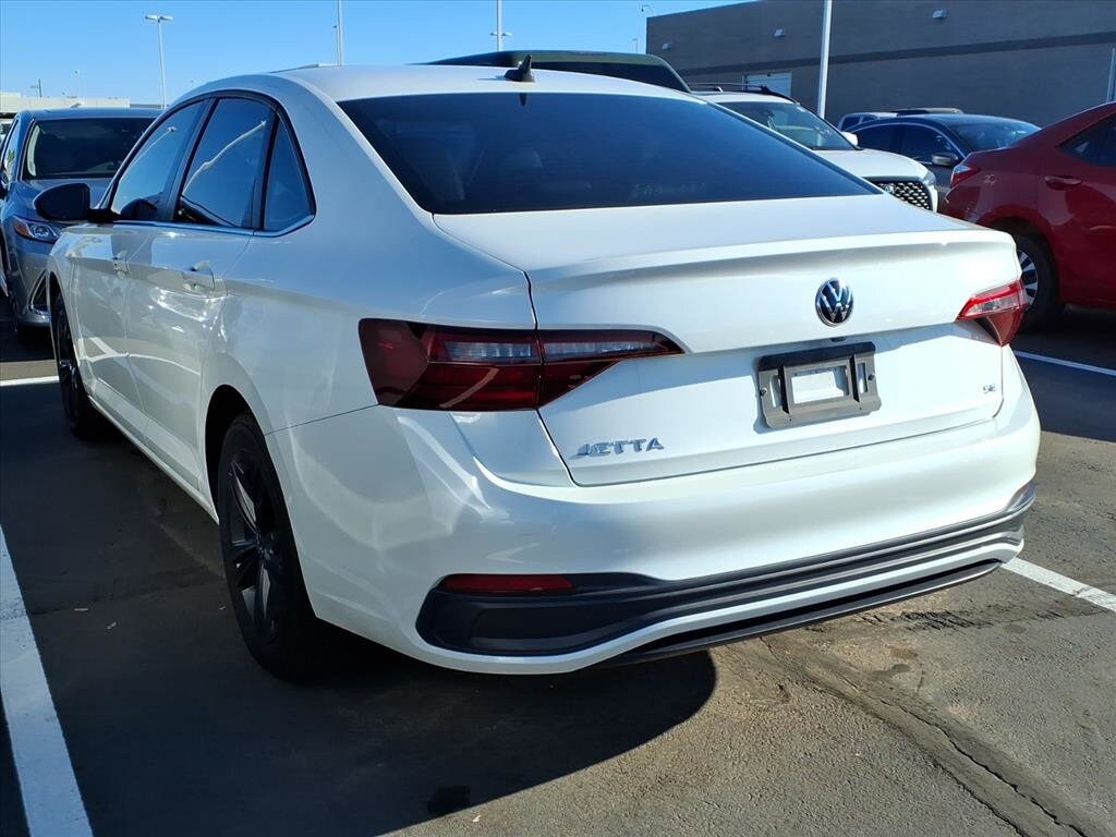 2022 Volkswagen Jetta 1.5T SE photo 4