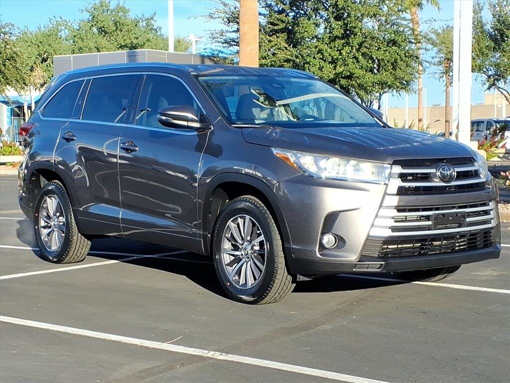 2018 Toyota Highlander XLE photo 3