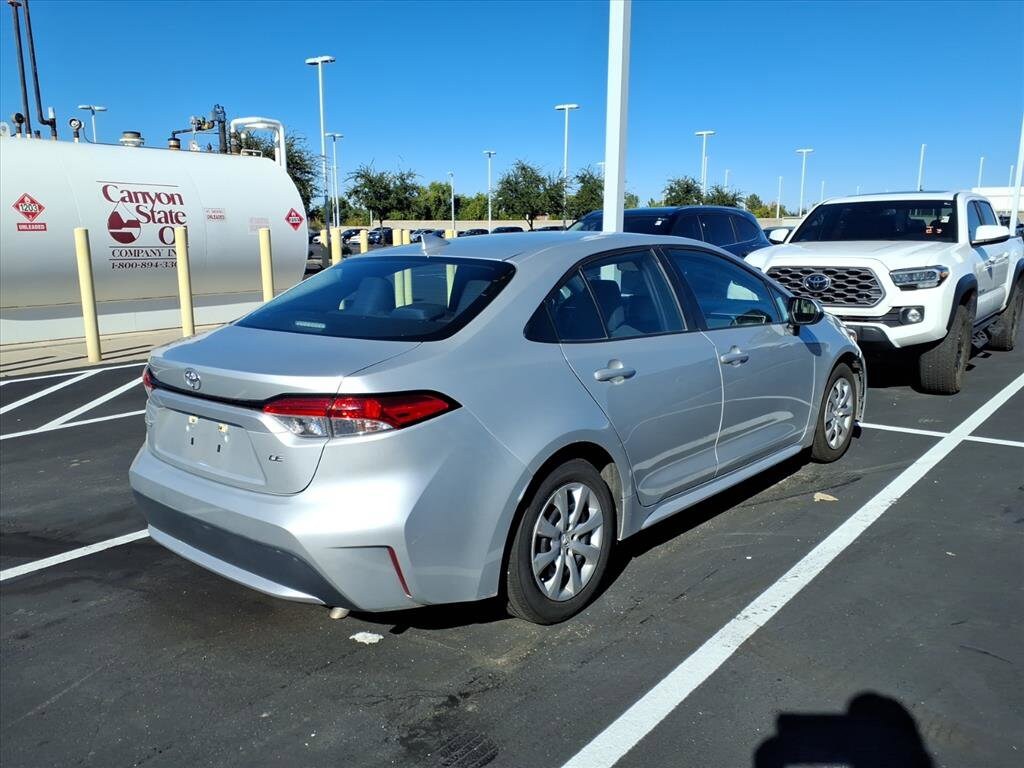 2020 Toyota Corolla LE photo 4