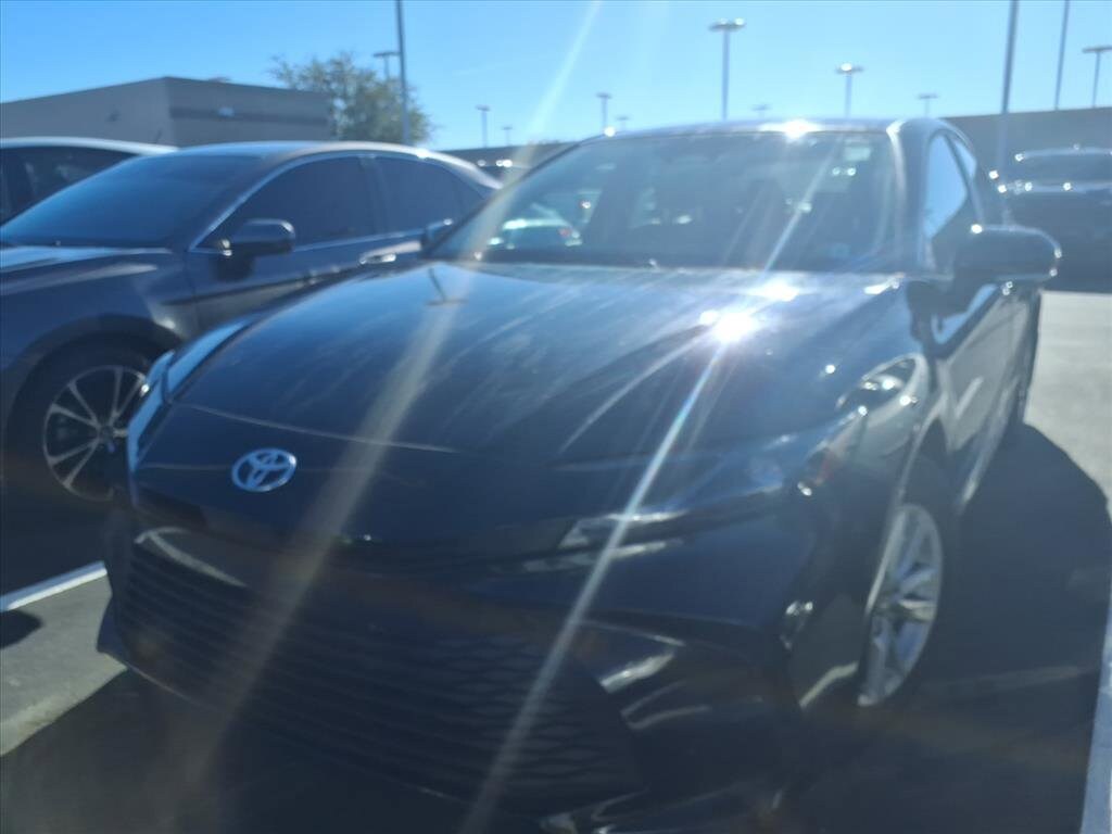 Used 2025 Toyota Camry LE LE Sedan