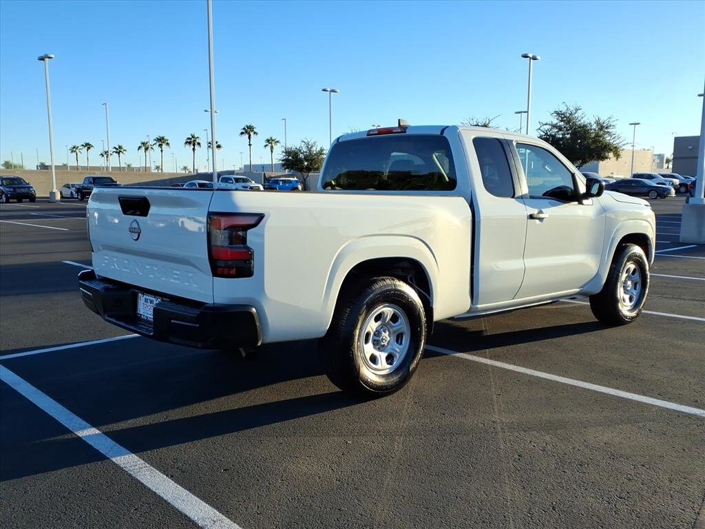 2024 Nissan Frontier S photo 4