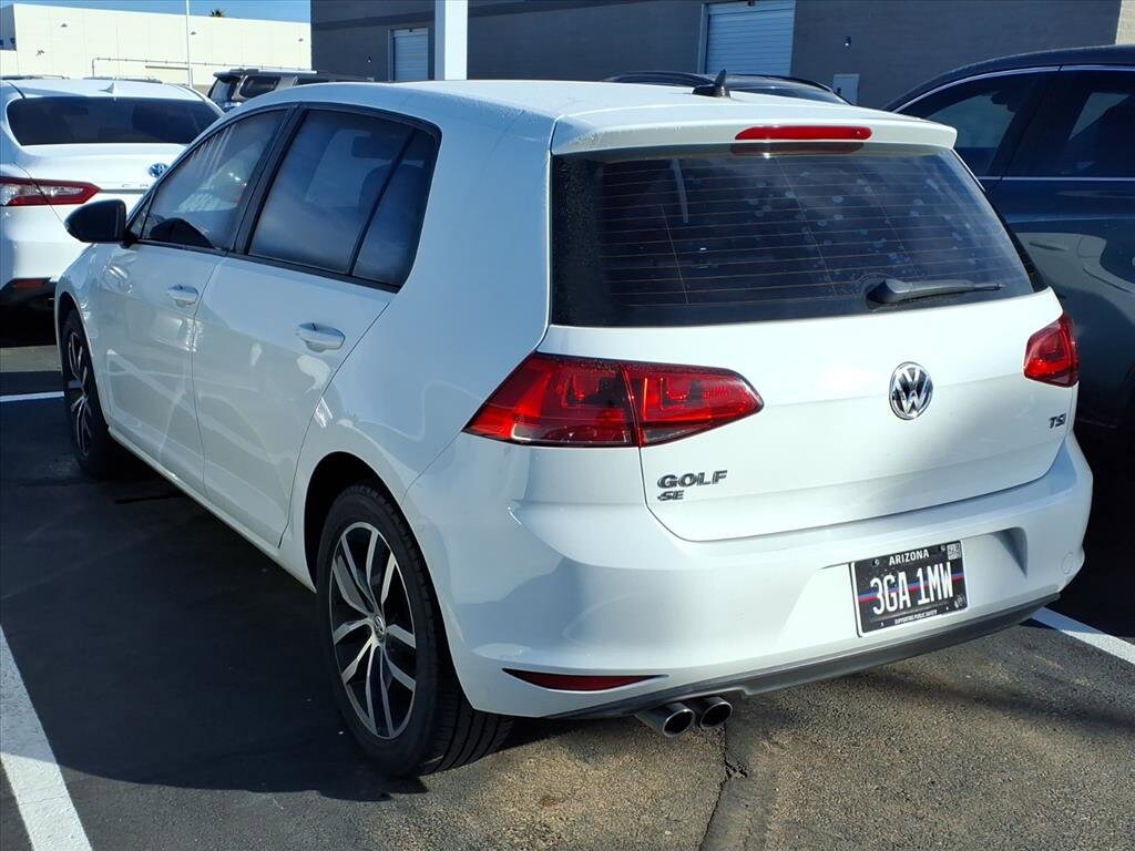 2016 Volkswagen Golf TSI photo 3