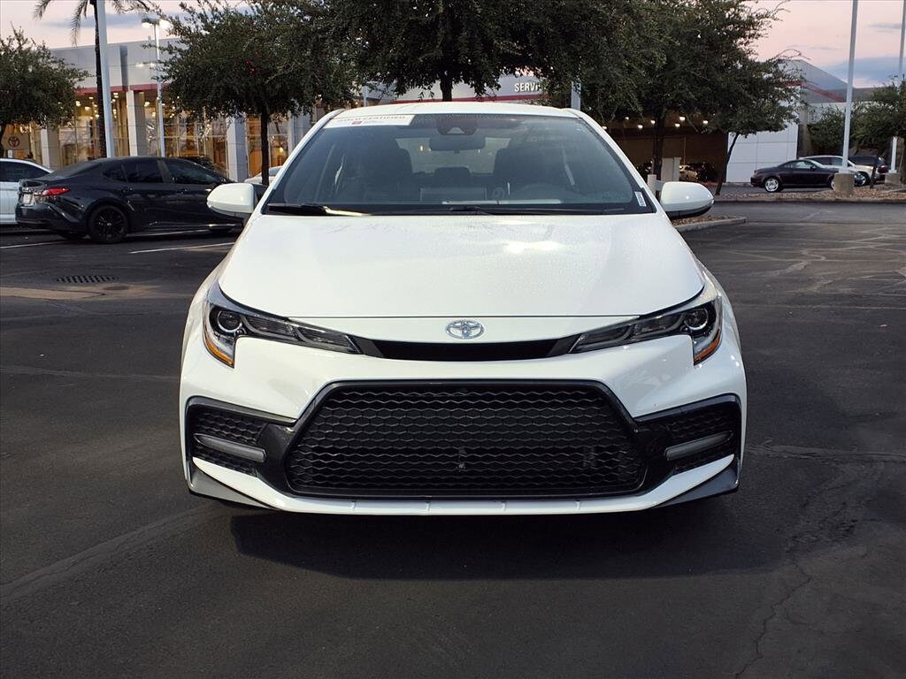 2021 Toyota Corolla SE photo 2