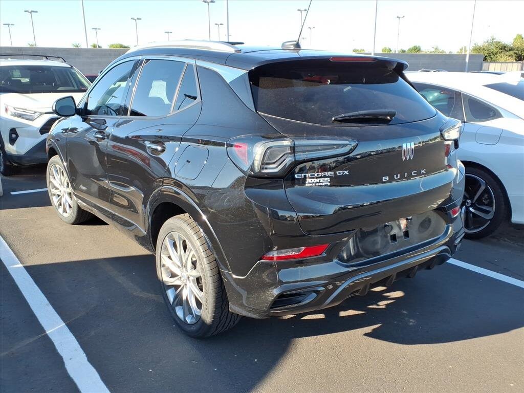 2024 Buick Encore GX Avenir photo 4