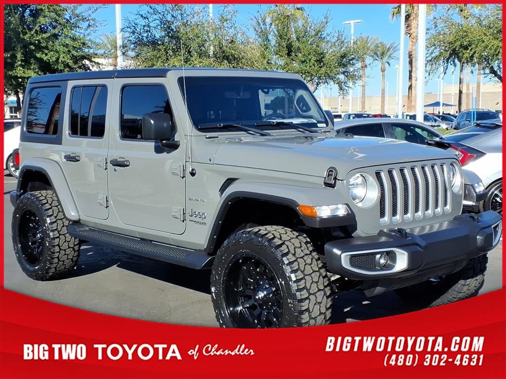 2022 Jeep Wrangler Unlimited Sahara's photo