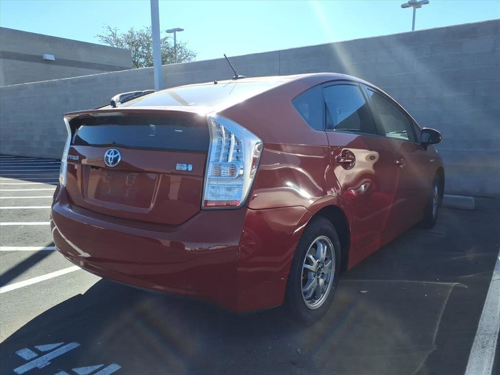 2010 Toyota Prius Two photo 3