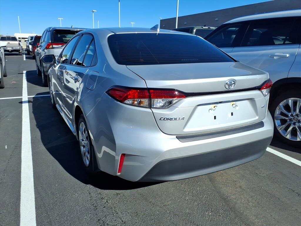 2024 Toyota Corolla LE photo 4
