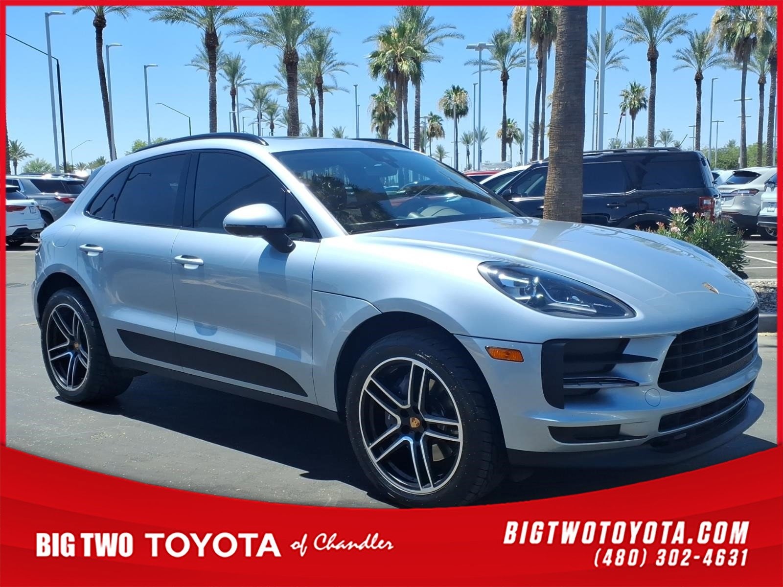 2021 Porsche Macan -'s photo