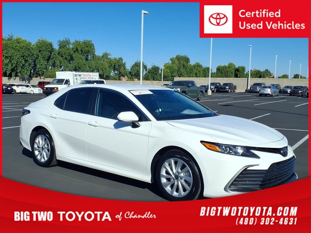 Used 2023 Toyota Camry LE LE  Sedan