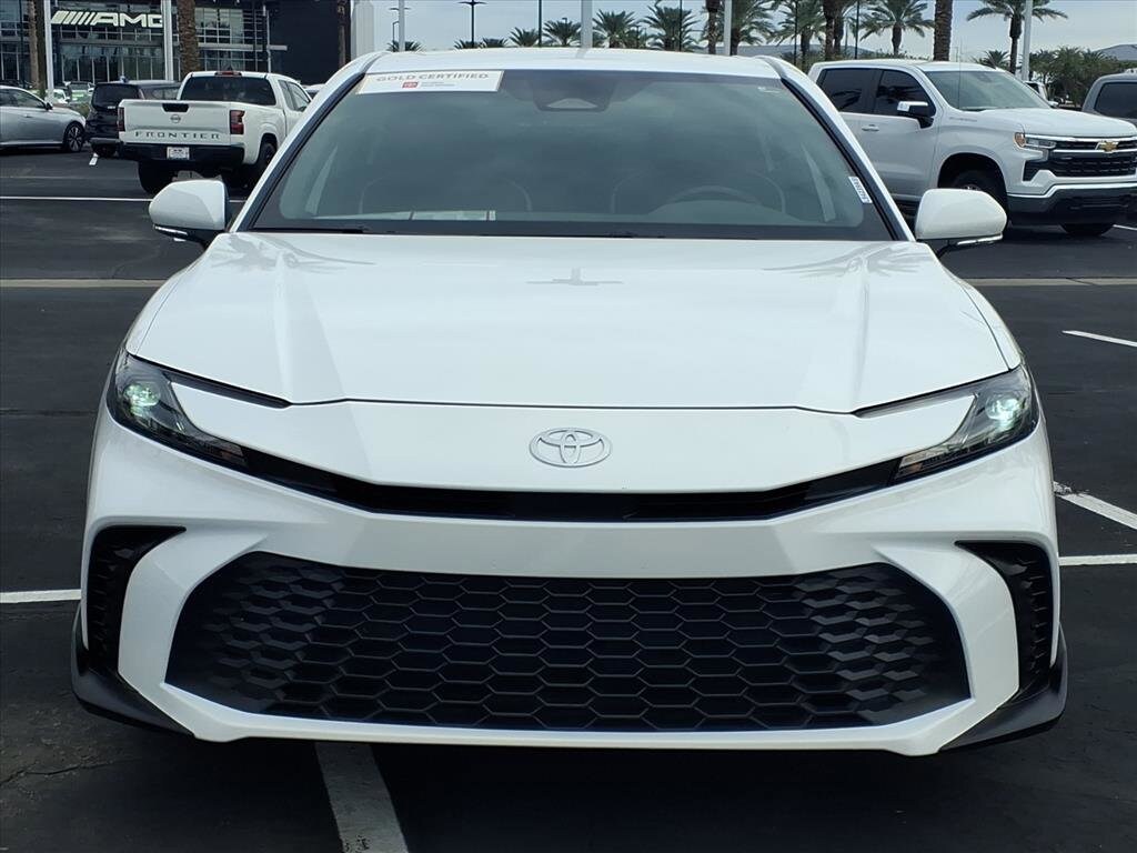 2025 Toyota Camry SE photo 2
