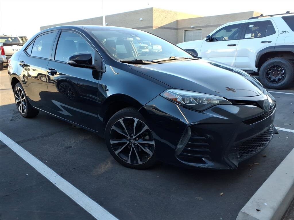 2019 Toyota Corolla S photo 2