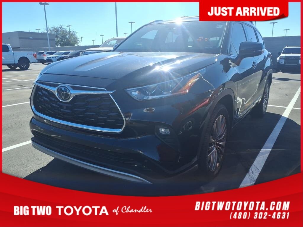 Used 2021 Toyota Highlander Platinum Sport Utility