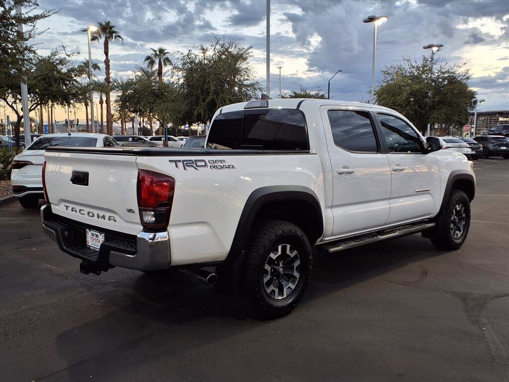 2019 Toyota Tacoma TRD V6 photo 4