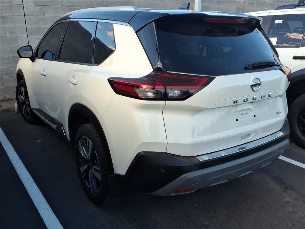 2021 Nissan Rogue SL photo 3
