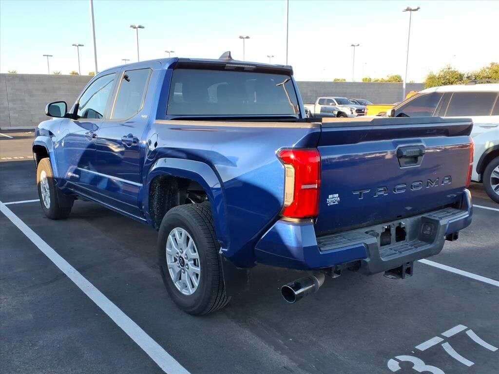 2024 Toyota Tacoma SR5 Double Cab photo 3