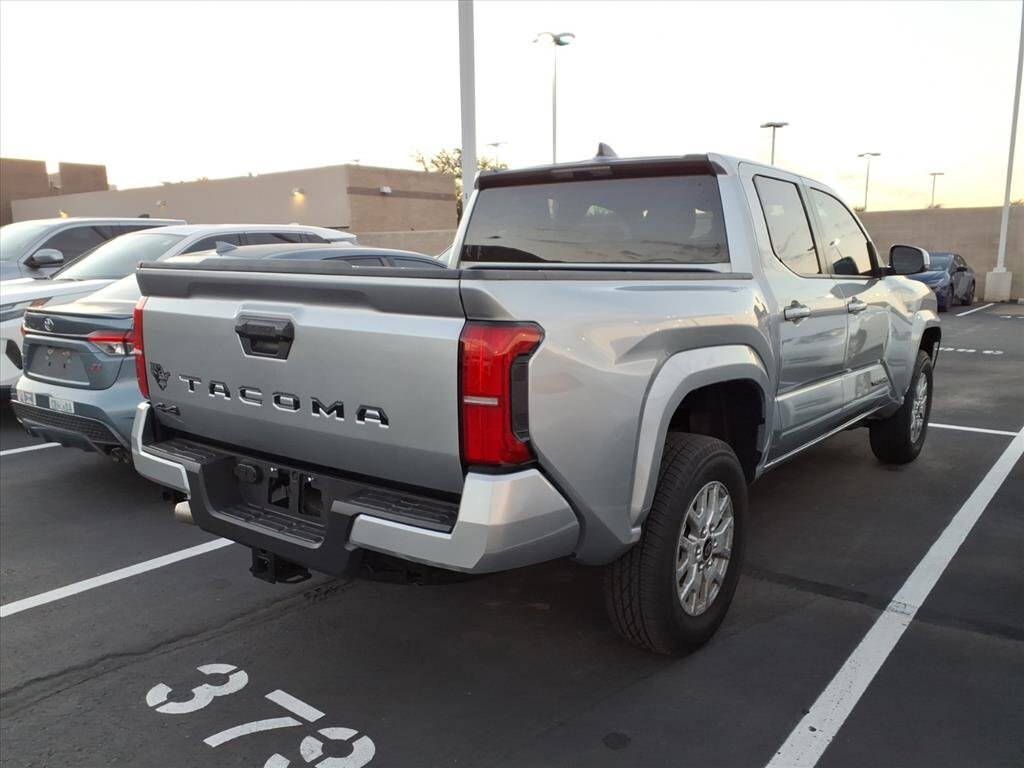 2025 Toyota Tacoma SR5 Double Cab 4x4 photo 3