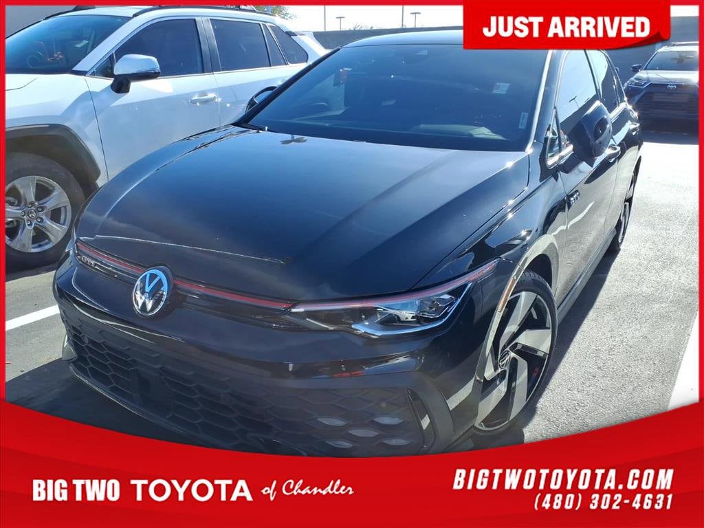 2025 Volkswagen Golf GTI S's photo