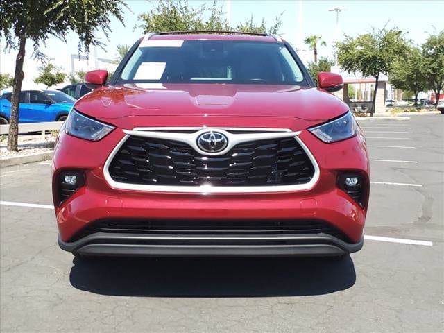 Used 2023 Toyota Highlander XLE with VIN 5TDKDRAH7PS523545 for sale in Chandler, AZ