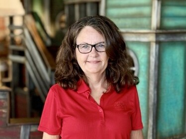 Staff member Dee Ponti from ID_3dd323