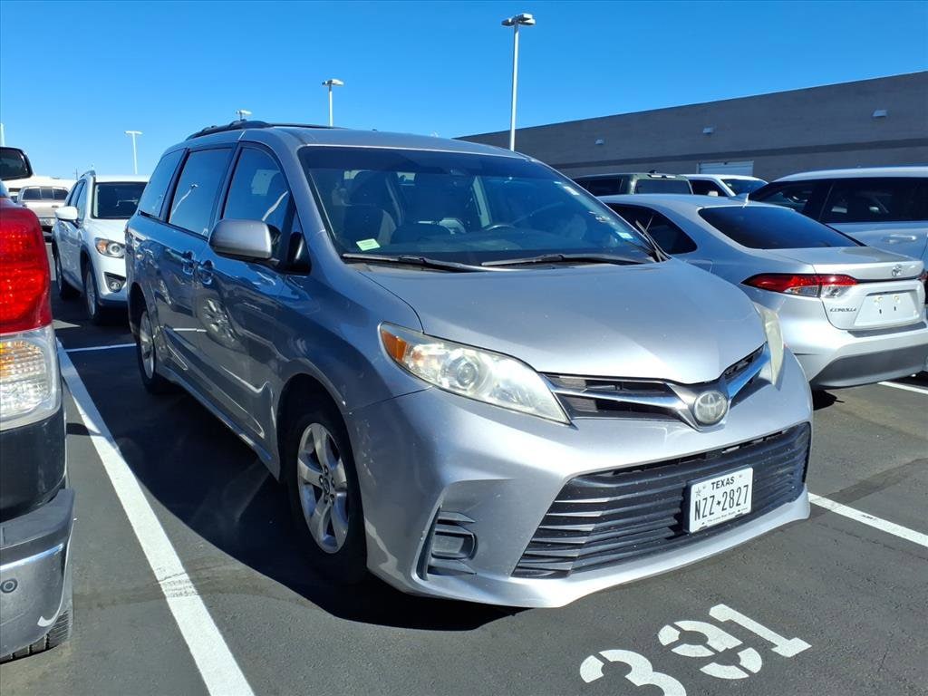 Used 2018 Toyota Sienna Mini Van
