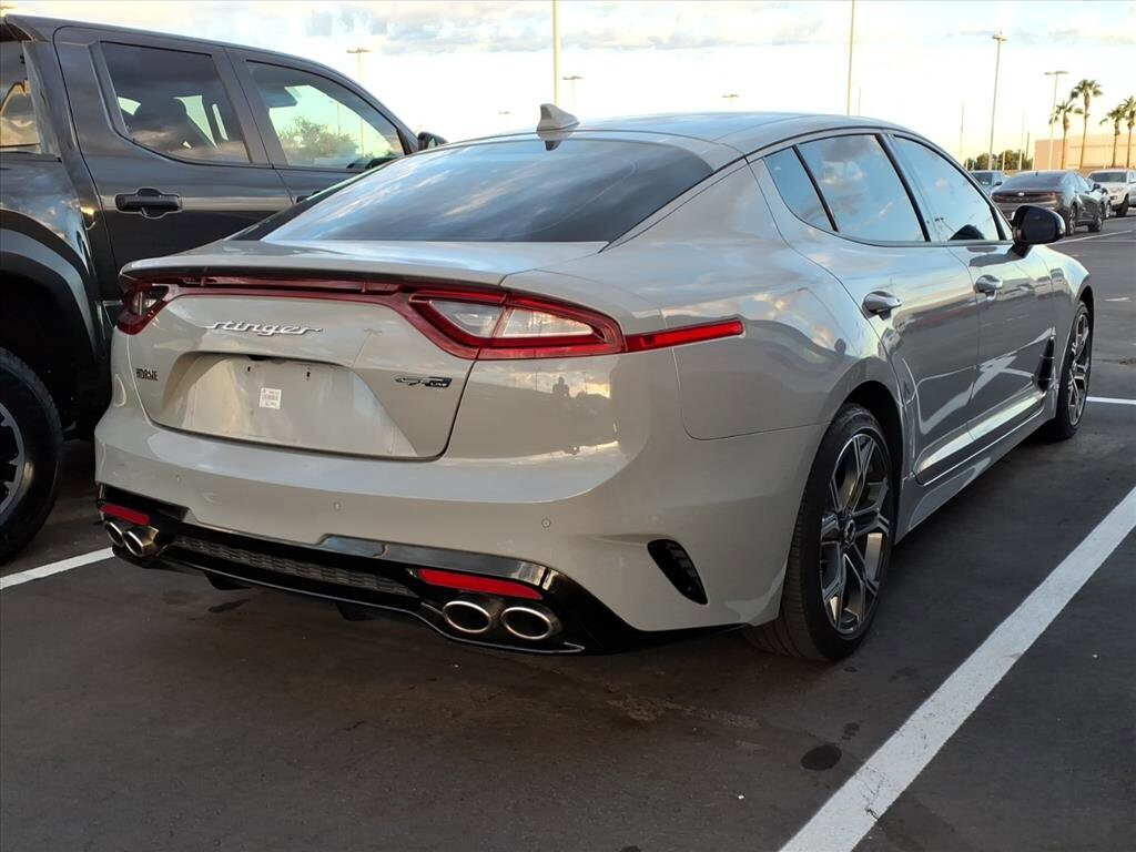 2021 Kia Stinger GT-Line photo 3