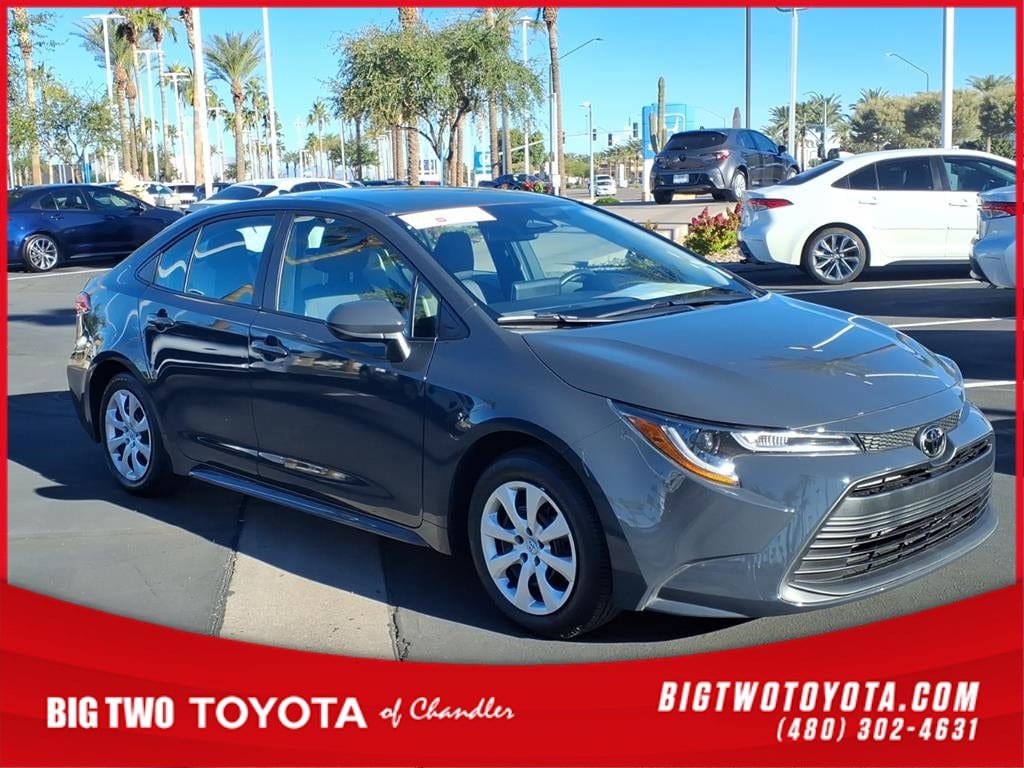 2025 Toyota Corolla LE Sedan 