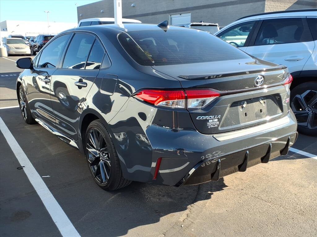 2023 Toyota Corolla SE photo 4