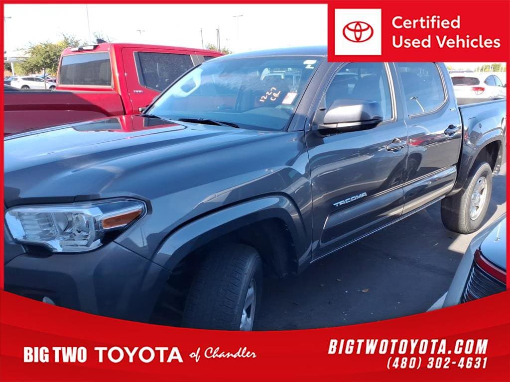 2022 Toyota Tacoma SR5's photo