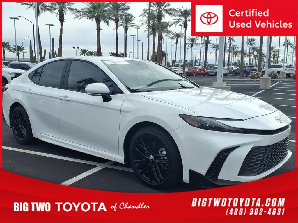 2025 Toyota Camry SE Sedan 