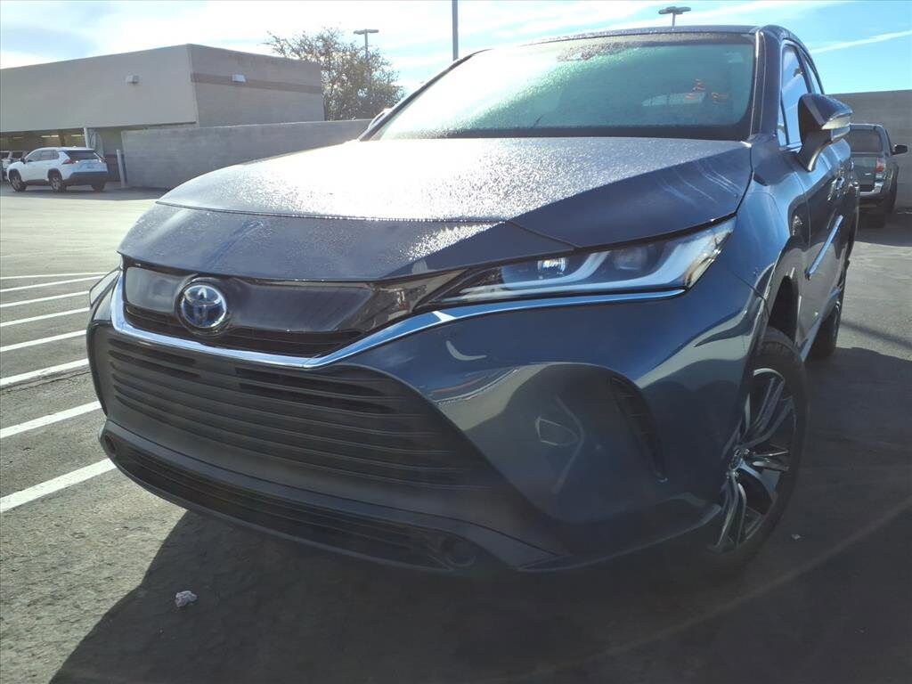 2023 Toyota Venza LE photo 2