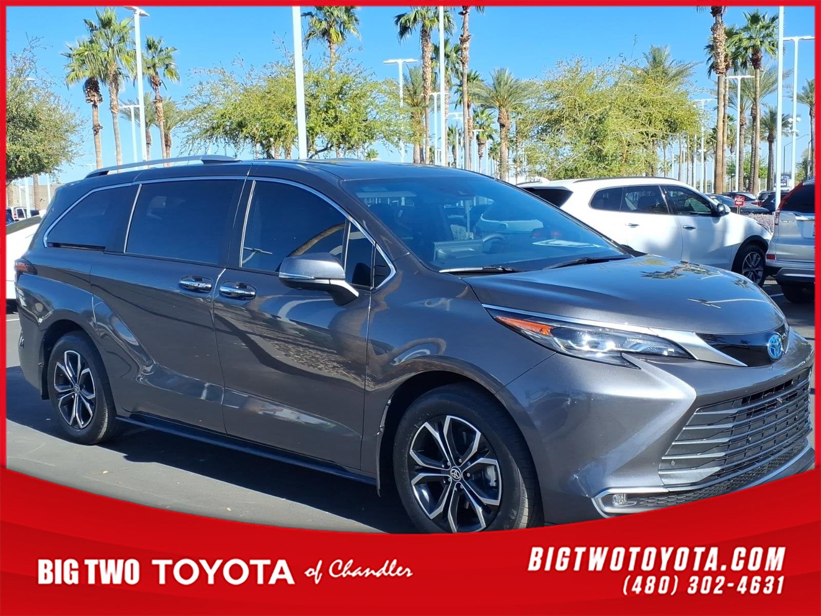 2025 Toyota Sienna AWD Platinum 7-Passenger Mini-Van 