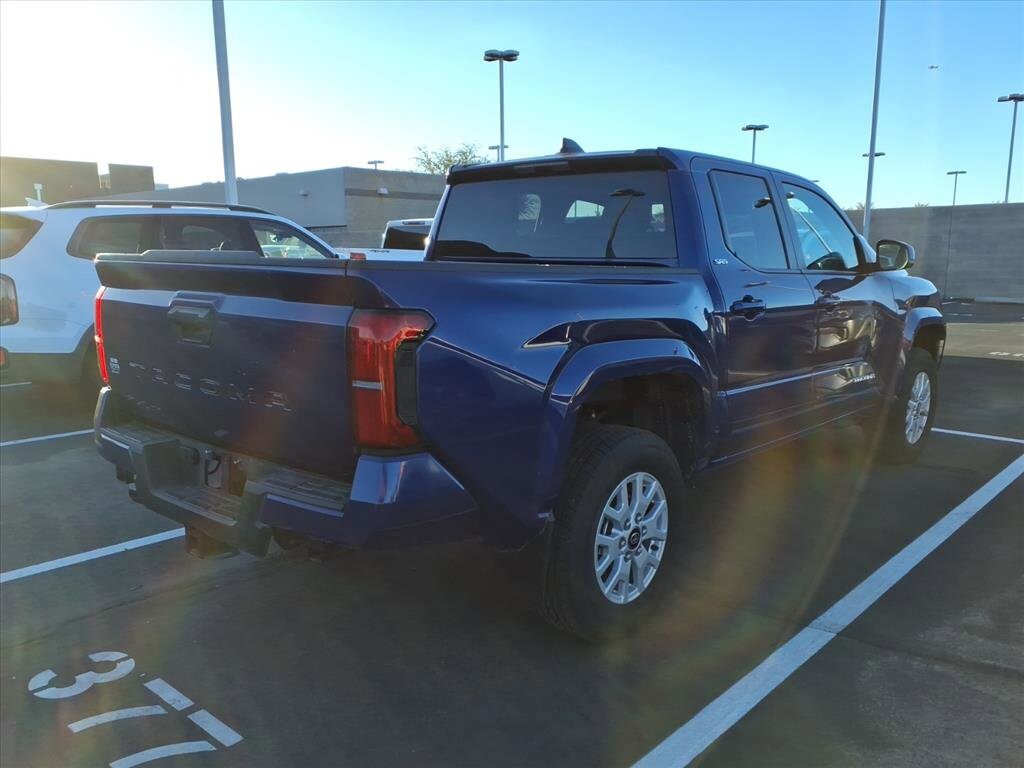 2024 Toyota Tacoma SR5 Double Cab photo 2