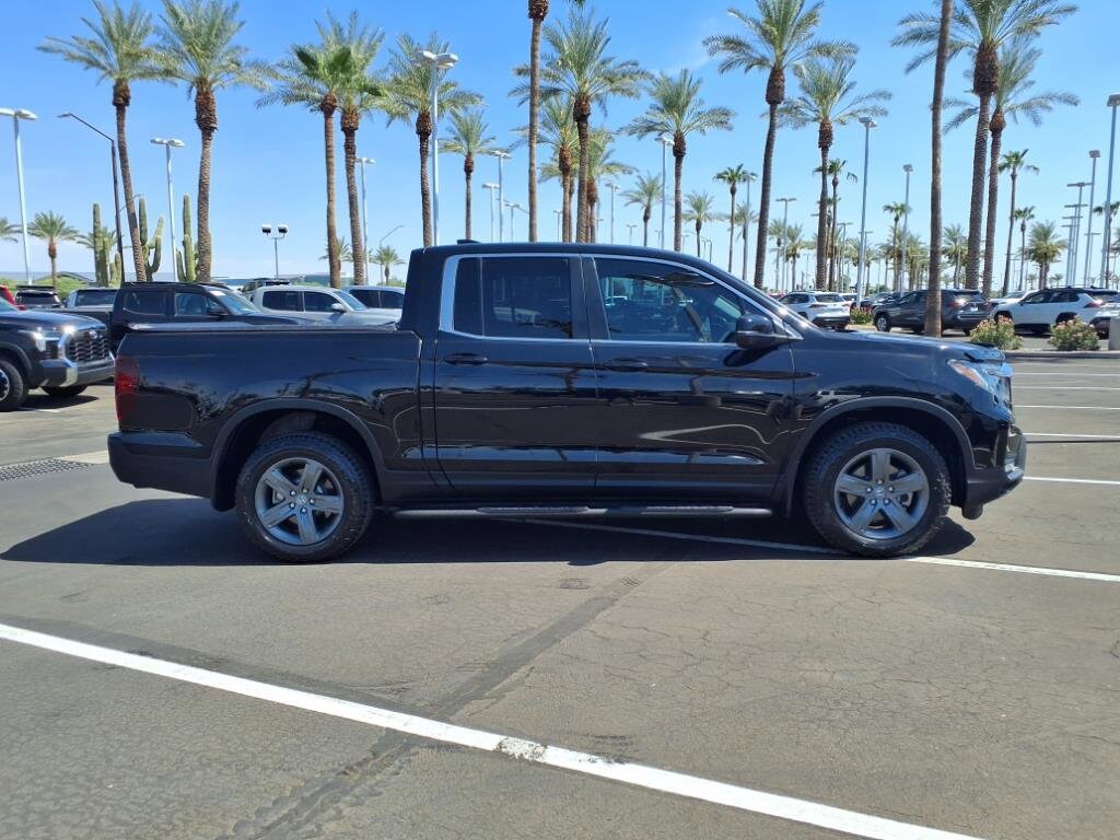 2023 Honda Ridgeline RTL photo 2