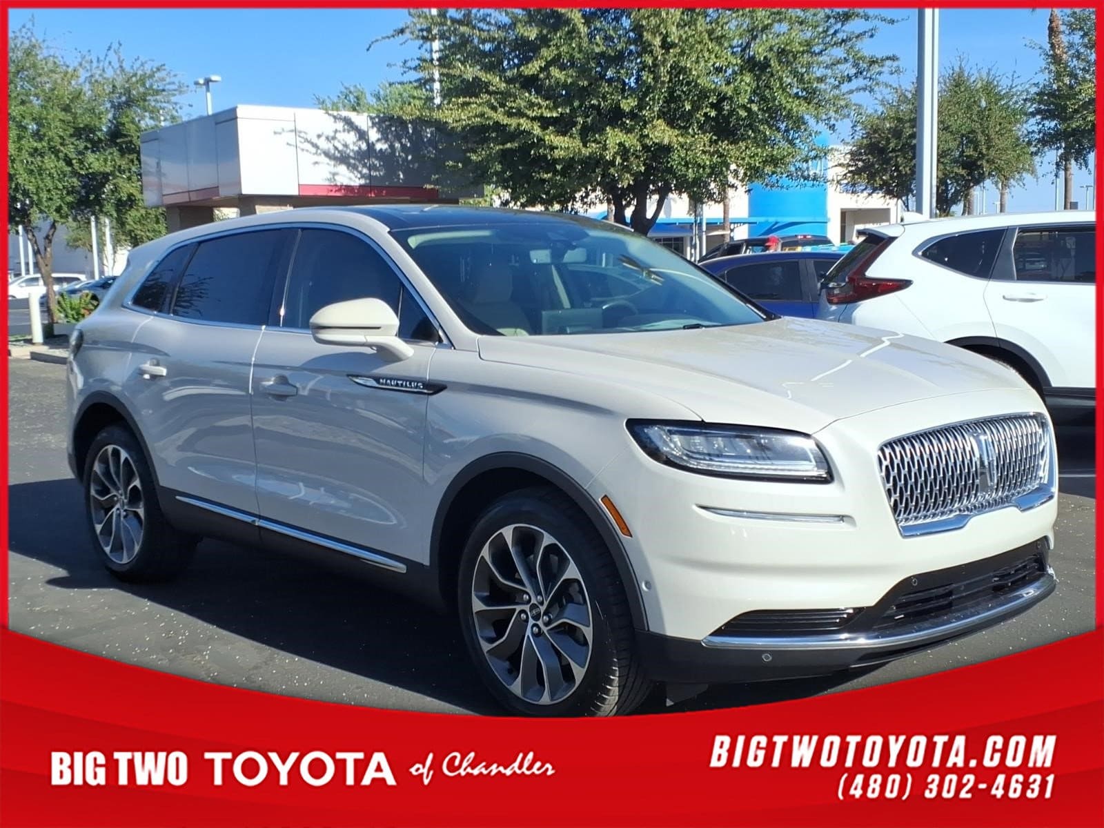 2021 Lincoln Nautilus Reserve AWD's photo