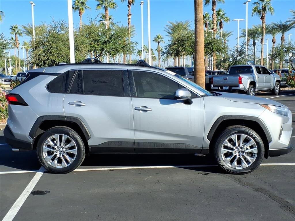 2023 Toyota RAV4 XLE Premium photo 2