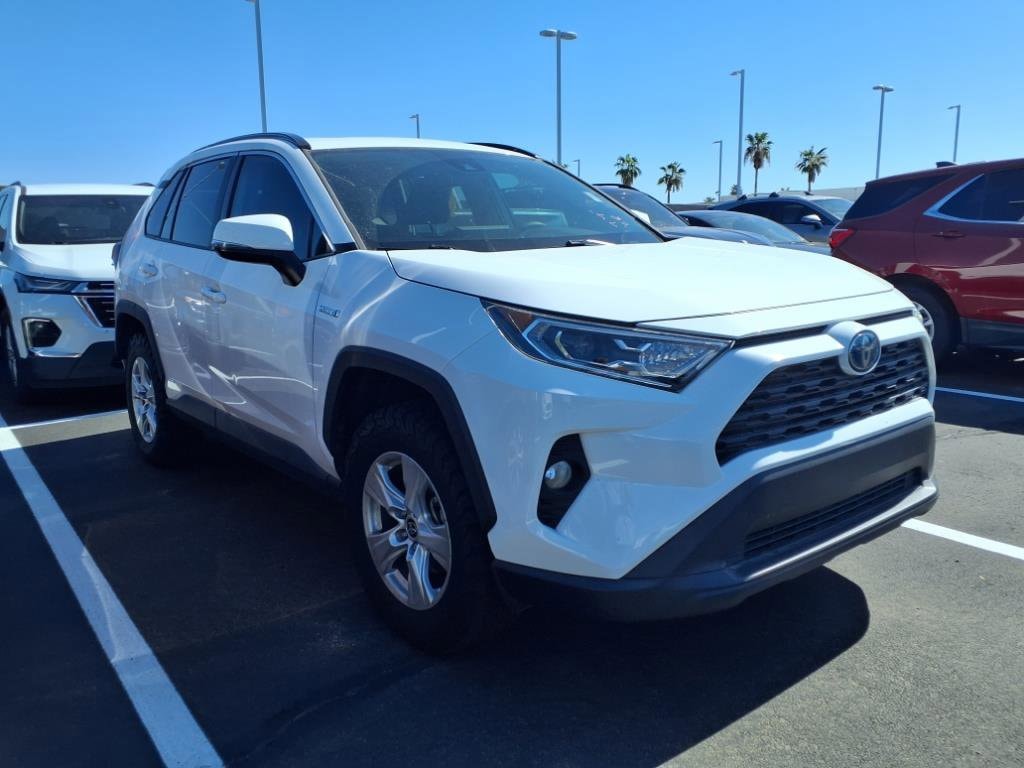 Used 2021 Toyota RAV4 XLE with VIN 2T3RWRFV9MW109135 for sale in Northfield, Minnesota