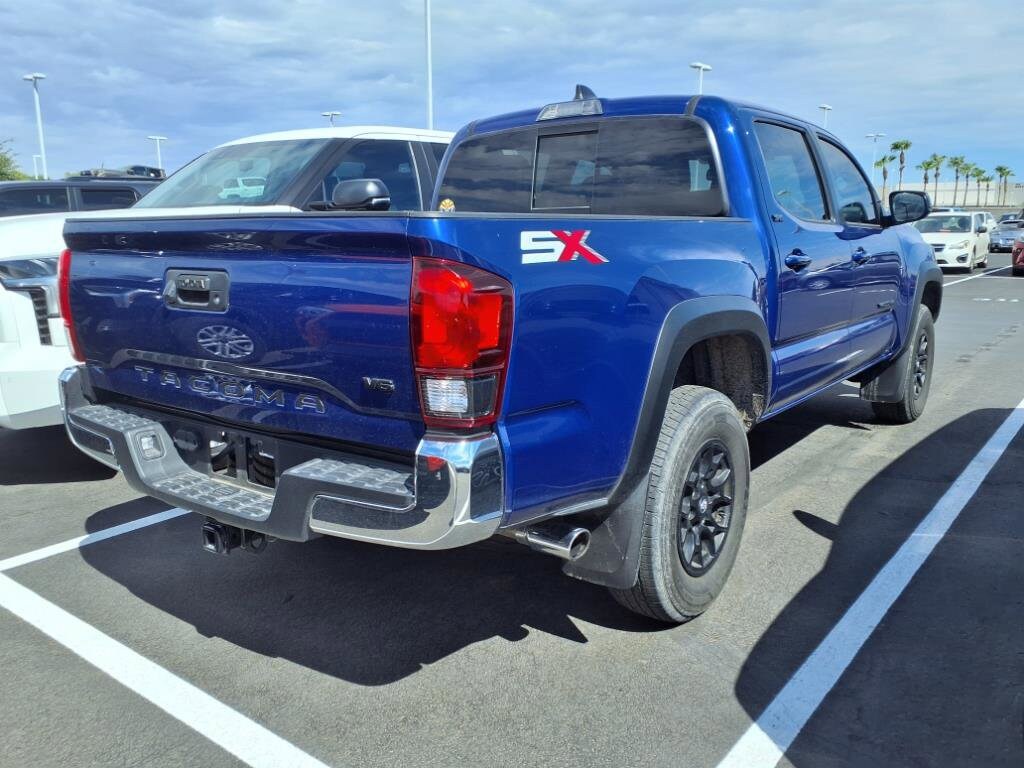 2023 Toyota Tacoma SR5 V6 photo 3