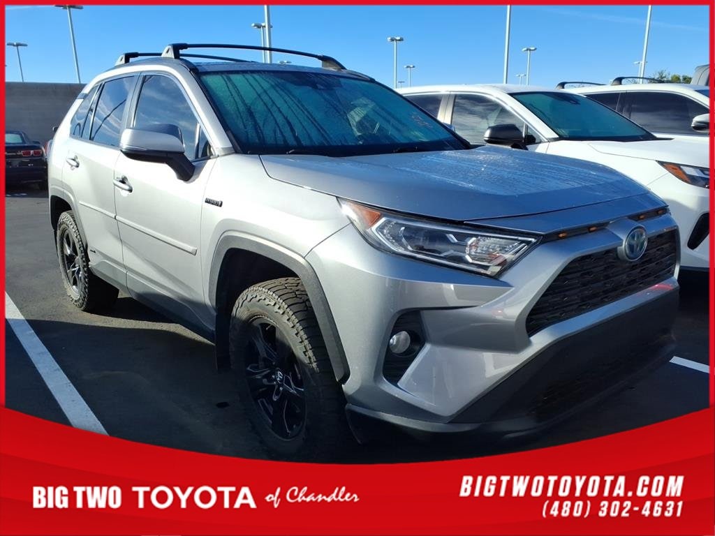 2021 Toyota RAV4 XLE's photo
