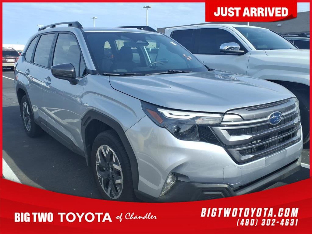 2025 Subaru Forester Premium's photo