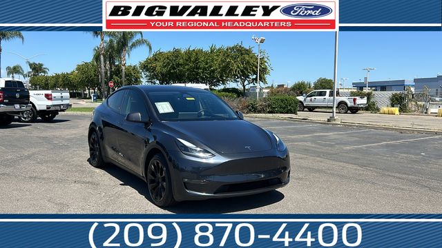 2024 Tesla Model Y's photo