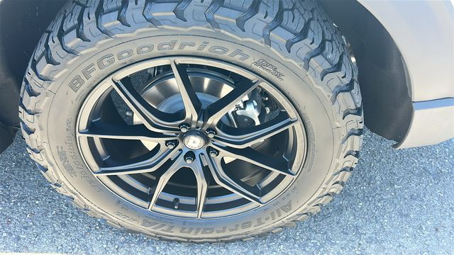 2026 Ford Explorer Tremor - Photo 6