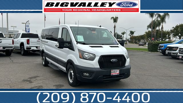 2023 Ford Transit Passenger Van's photo