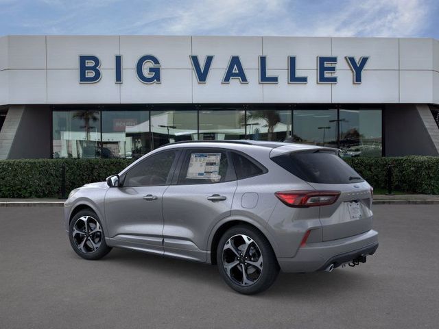 2025 Ford Escape Hybrid ST-Line Elite photo 4