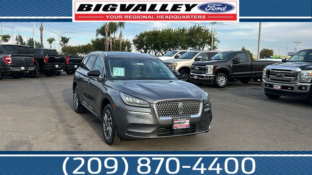 2022 Lincoln Corsair Base's photo