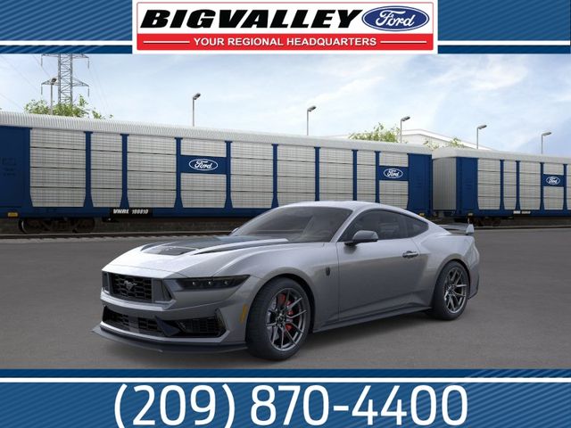 2026 Ford Mustang Dark Horse's photo