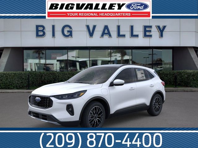 2025 Ford Escape PHEV's photo