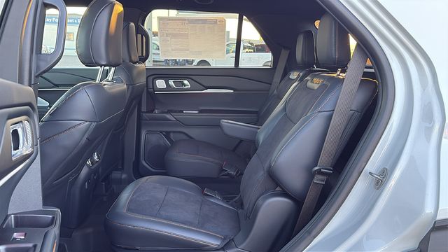 2026 Ford Explorer Tremor - Photo 15