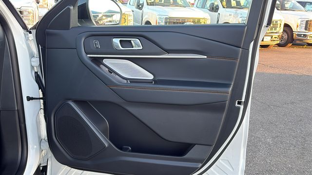 2026 Ford Explorer Tremor - Photo 10