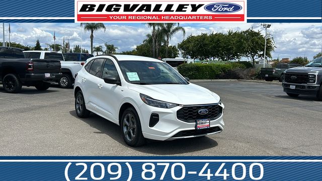2024 Ford Escape ST-Line AWD's photo