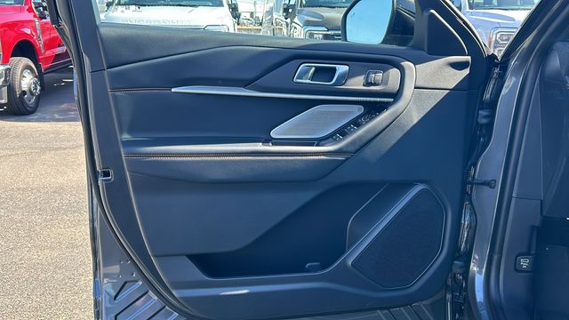 2026 Ford Explorer Tremor - Photo 18
